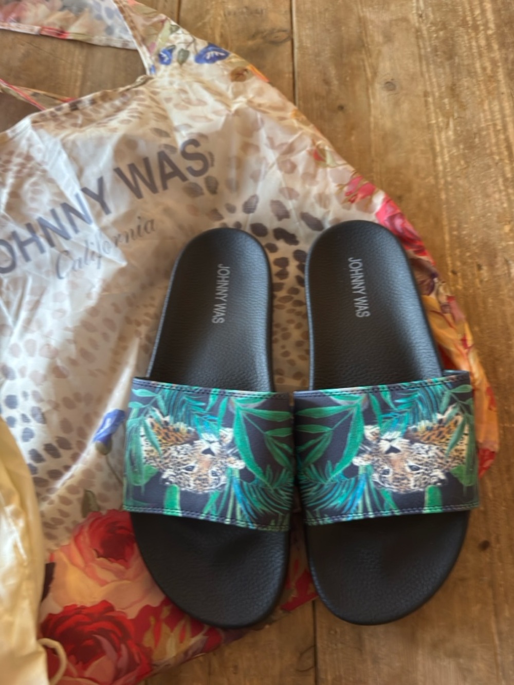 Johnny Was Black Slide Sandals with Green Tropical Leopard Print - Picture 2 of 5